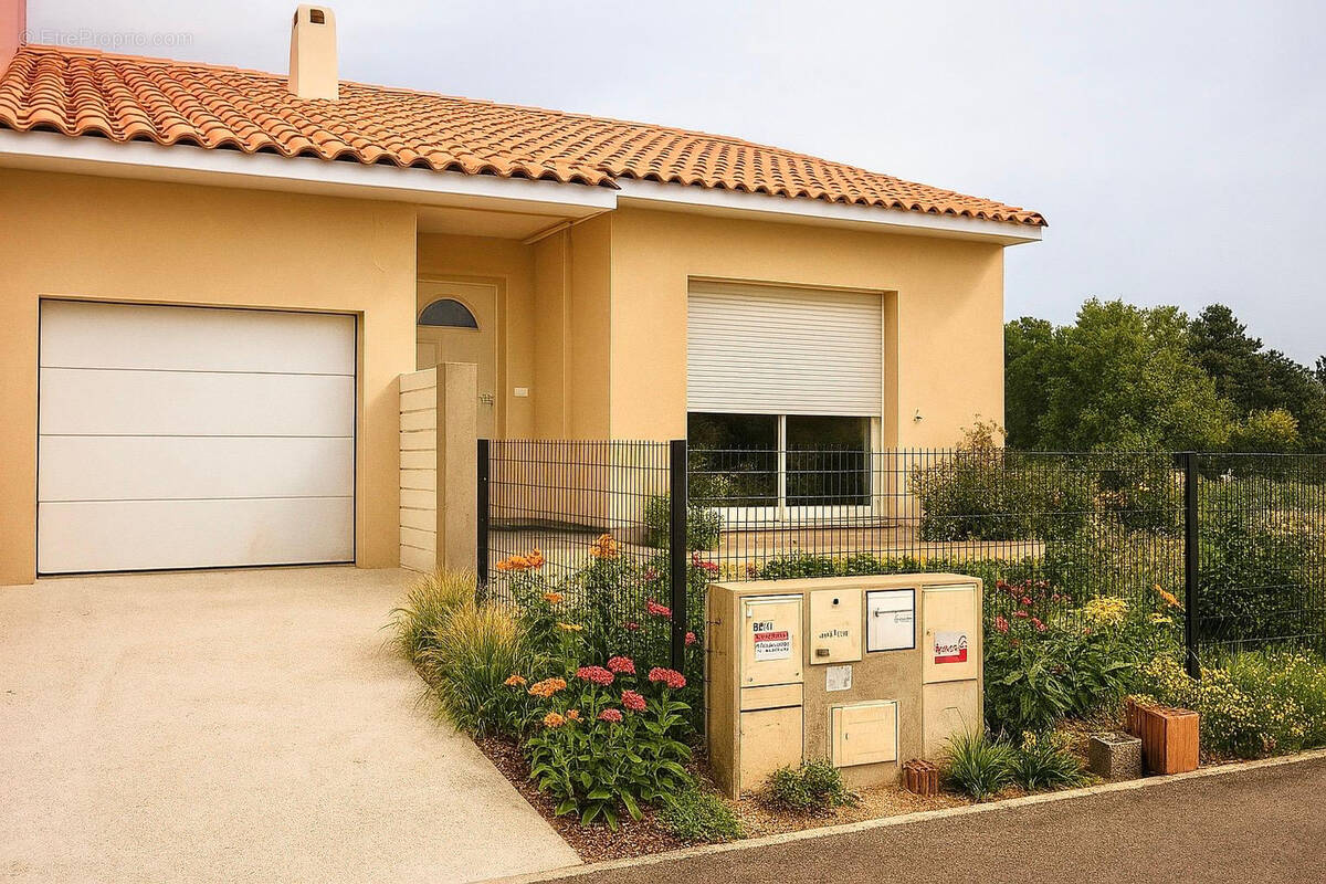 Maison à LLUPIA