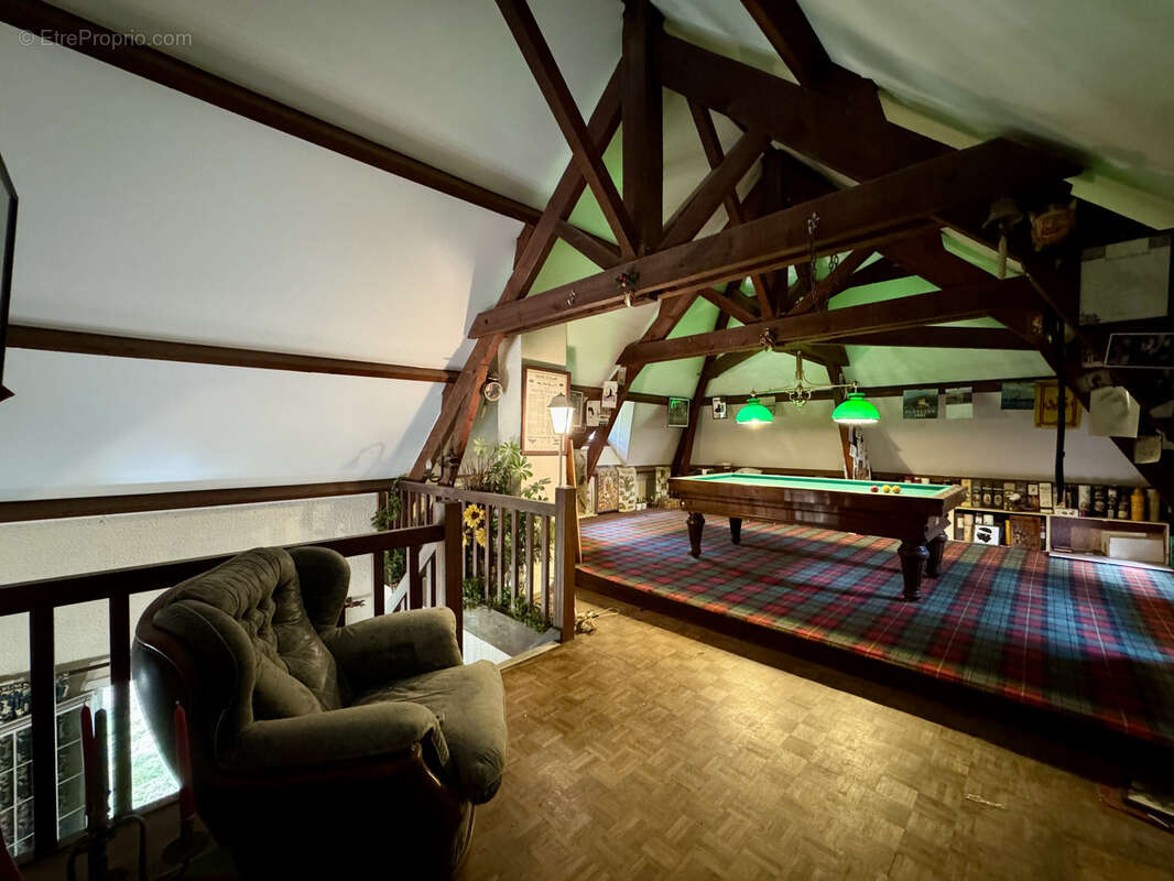 Maison à MARTIGNAS-SUR-JALLE