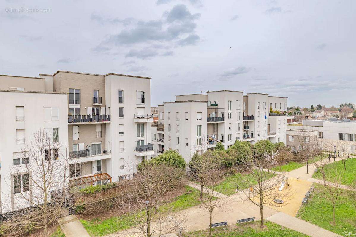 Appartement à STAINS