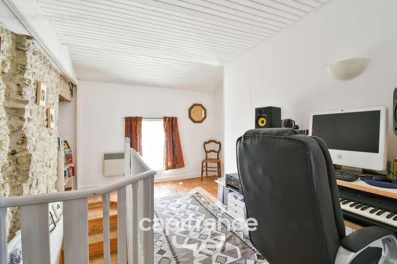 Maison à vendre 6 pièces VARAIZE (17) CHARENTAISE de 136m² avec jardin et garage - photo 16