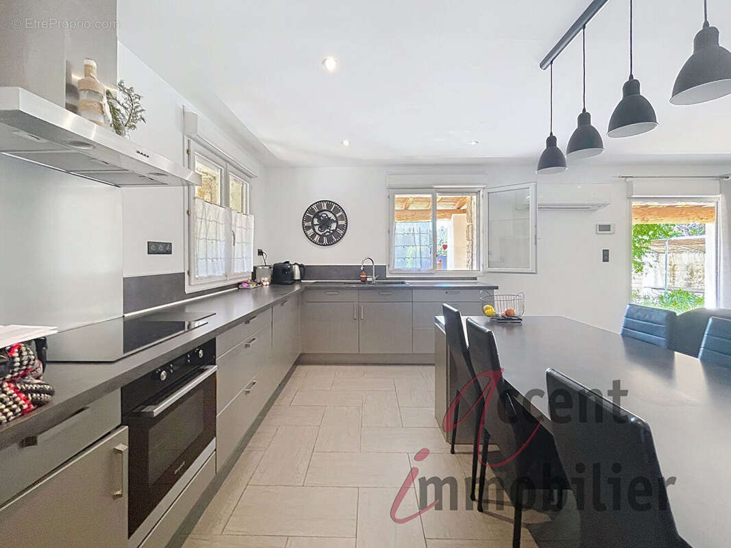 Maison à EYGALIERES