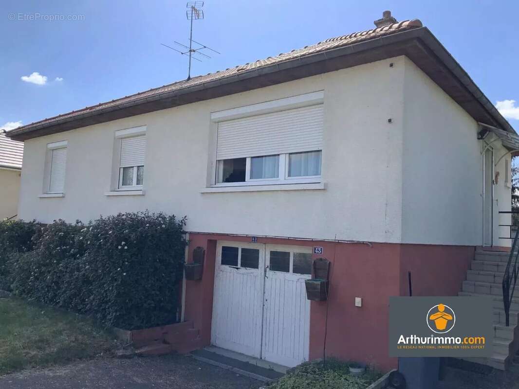 Maison à WARMERIVILLE