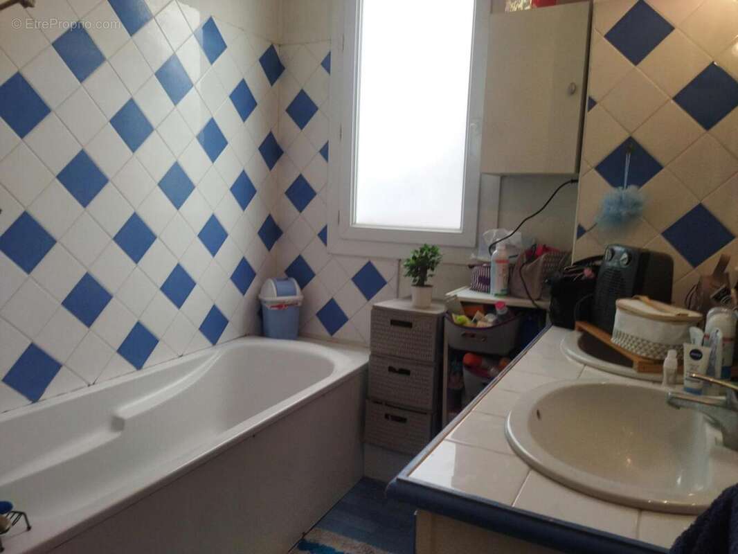 sdb maison - Maison à CAHORS