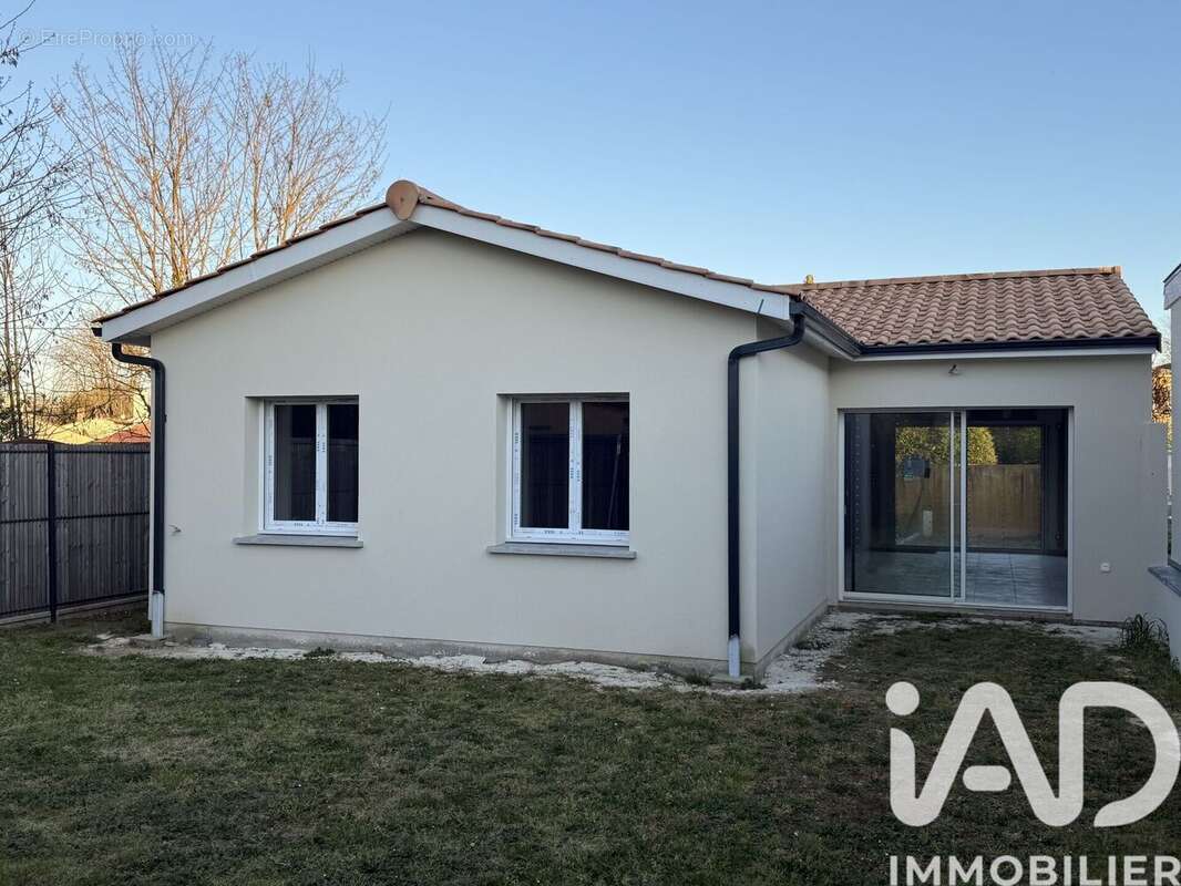 Photo 8 - Maison à LEOGNAN