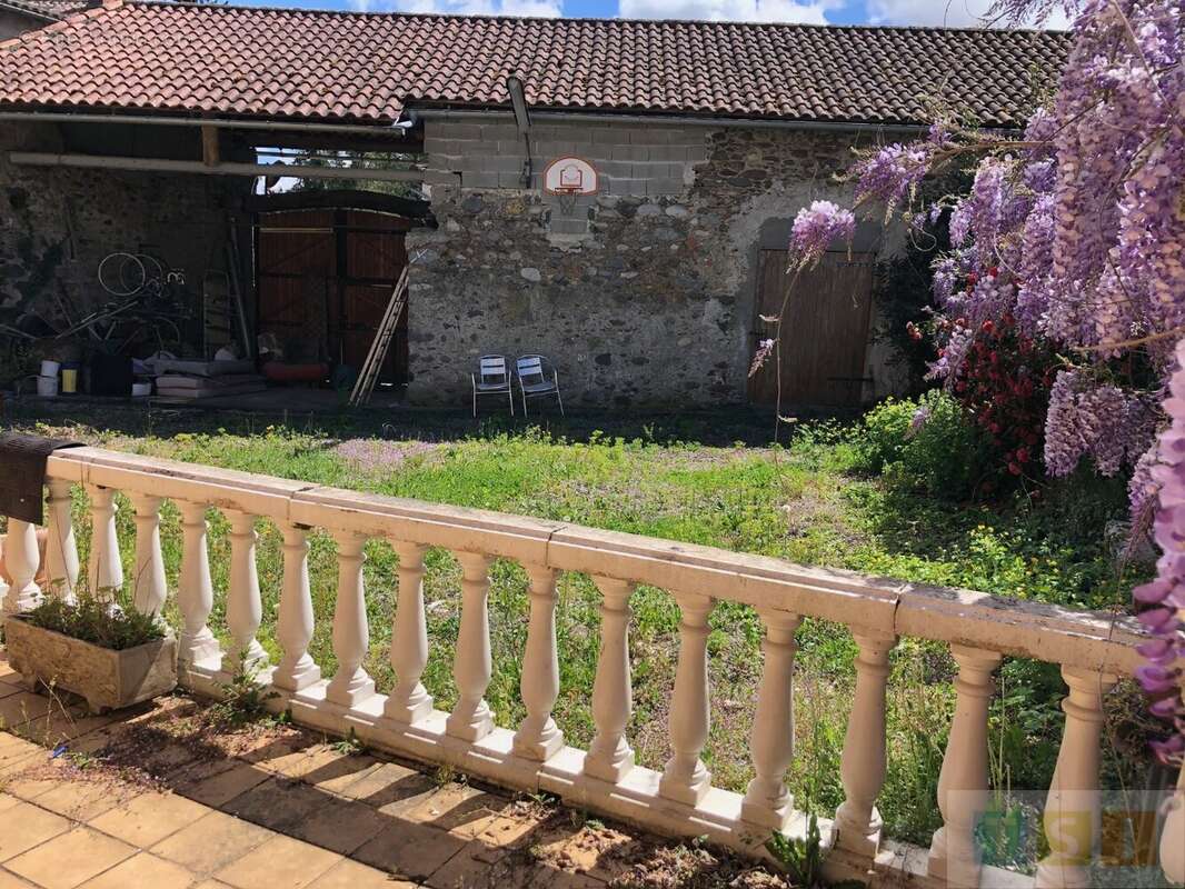 Maison à SAINT-LAURENT-DE-NESTE