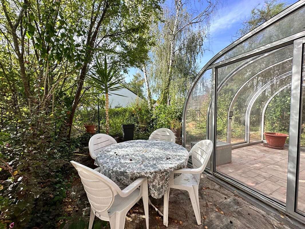 Maison Voisins Le Bretonneux 5 pièce(s) 117.38 m2 - photo 11