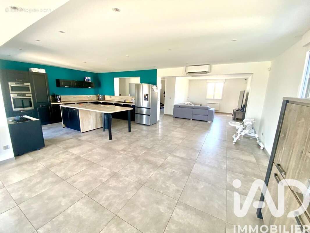 Photo 8 - Maison à MONTESCOURT-LIZEROLLES