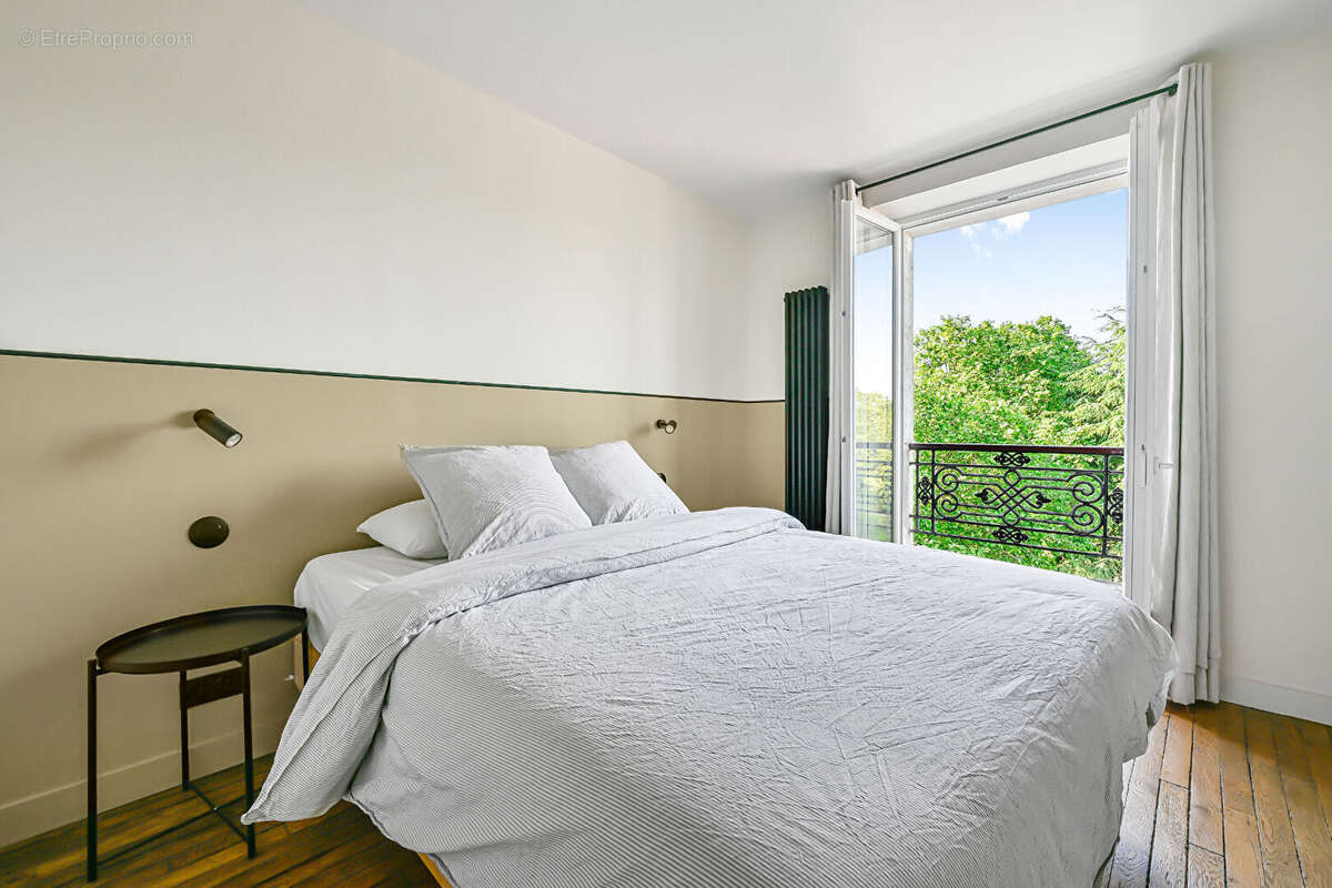 Appartement à PARIS-14E