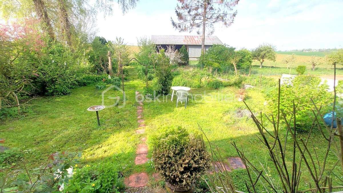 Maison de caractère avec dépendances ! calme, espace et potentiel : une opportunité à saisir ! - photo 19