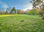 Terrain à MONTBERON