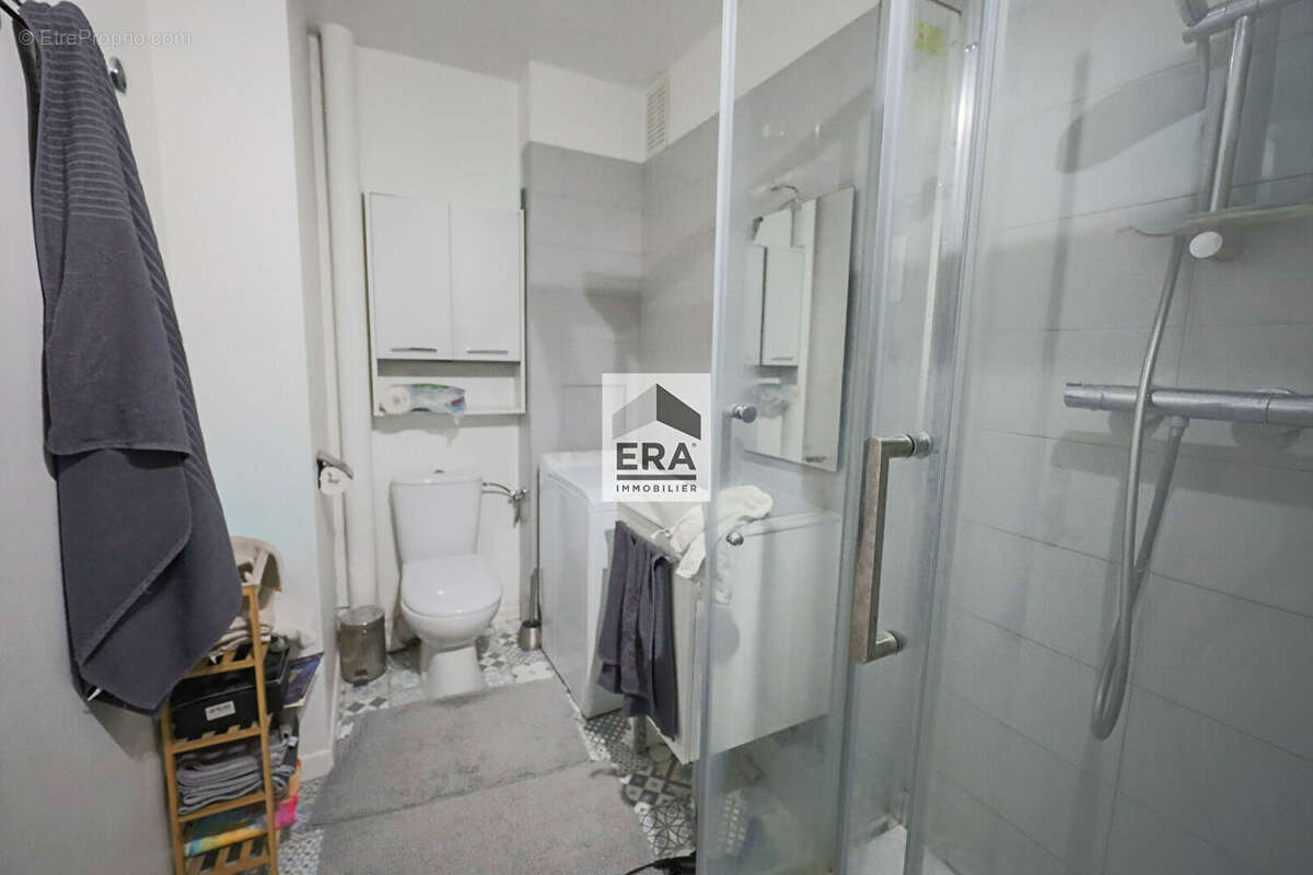 Appartement à PARIS-14E