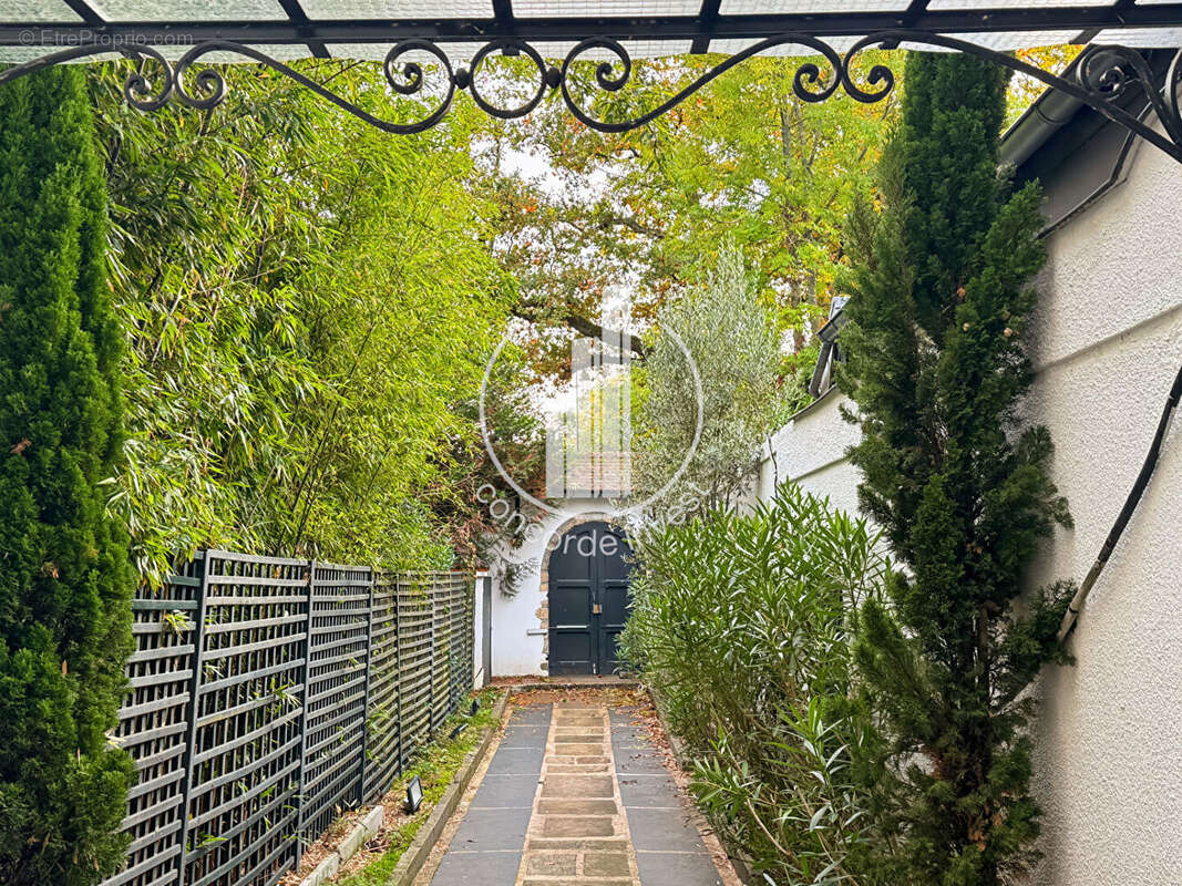Appartement à SAINT-CLOUD
