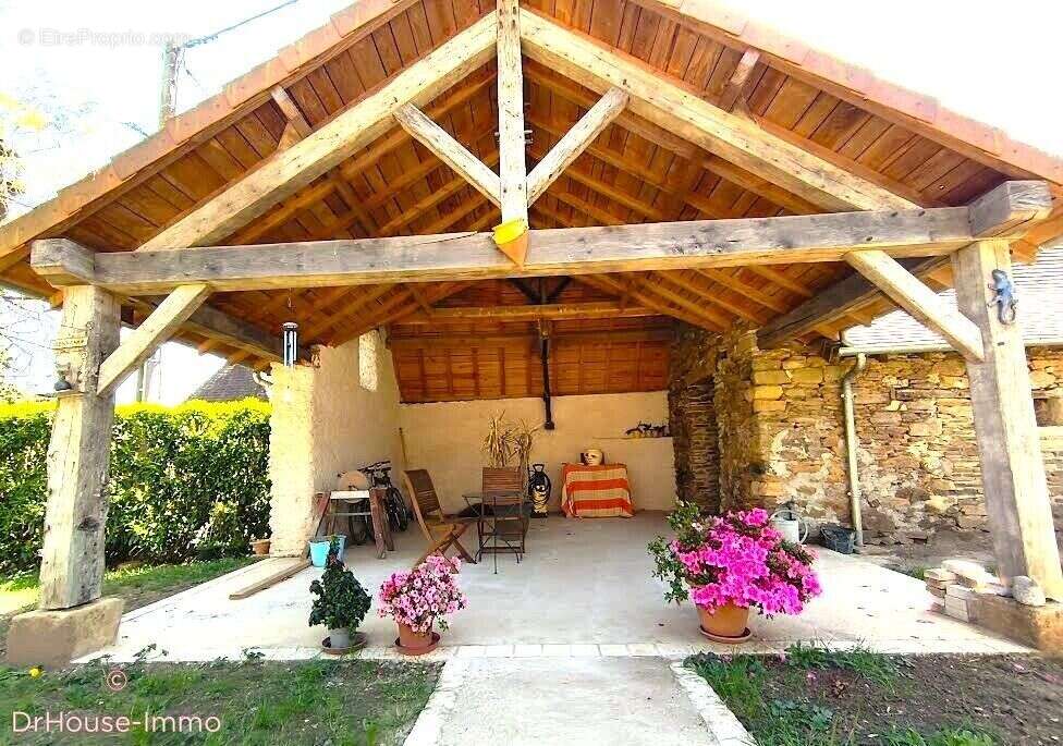 Maison à NANTHEUIL