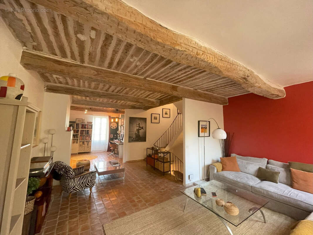 Maison à COGOLIN