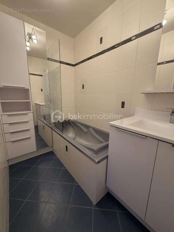 Appartement à BALLAINVILLIERS