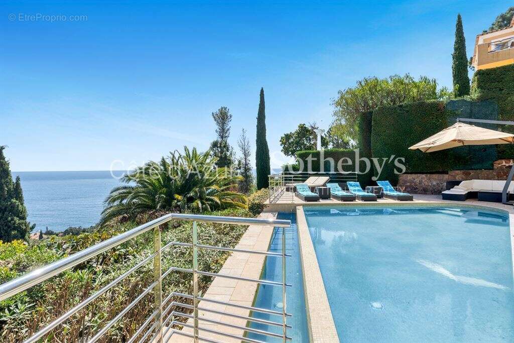 Maison à THEOULE-SUR-MER