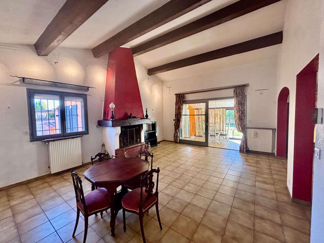 Maison à SAINT-CYPRIEN