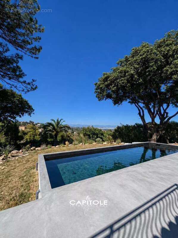 Maison à ANTIBES