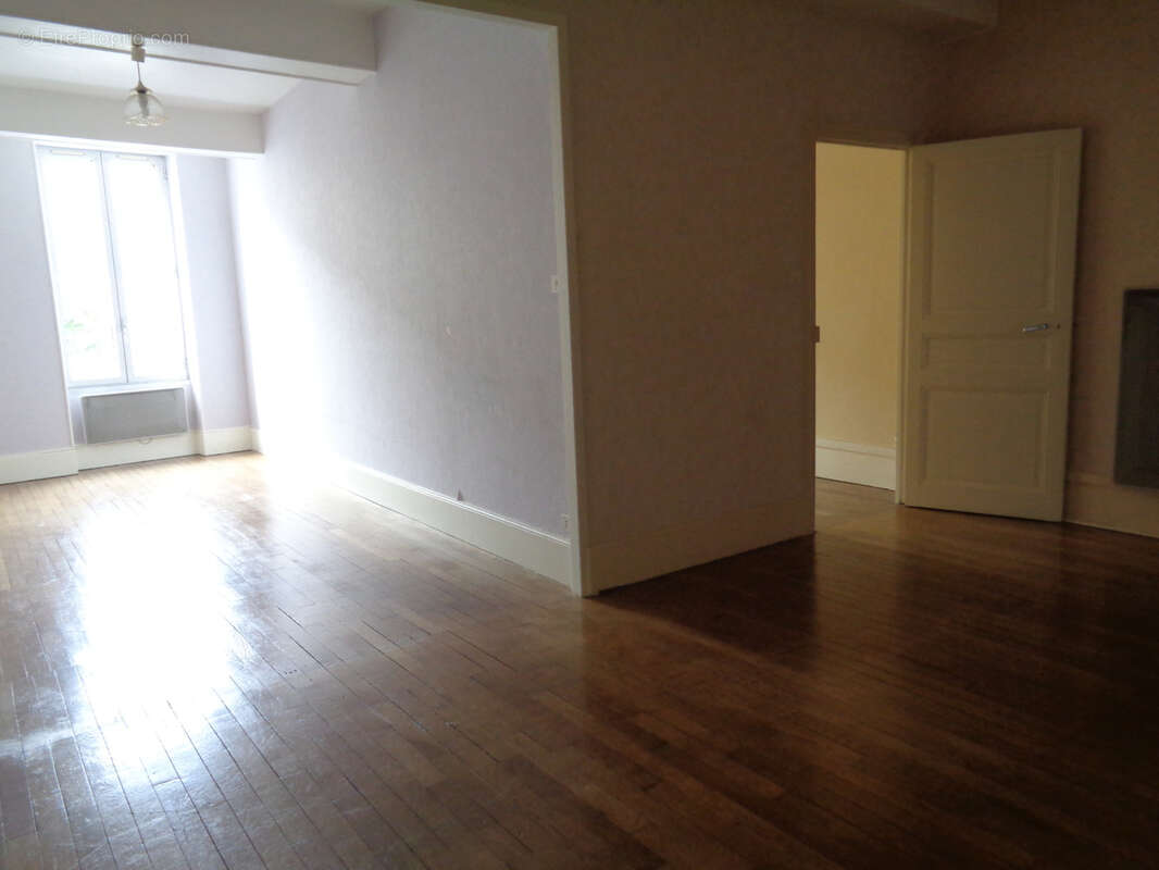 Appartement à BOURBON-LANCY