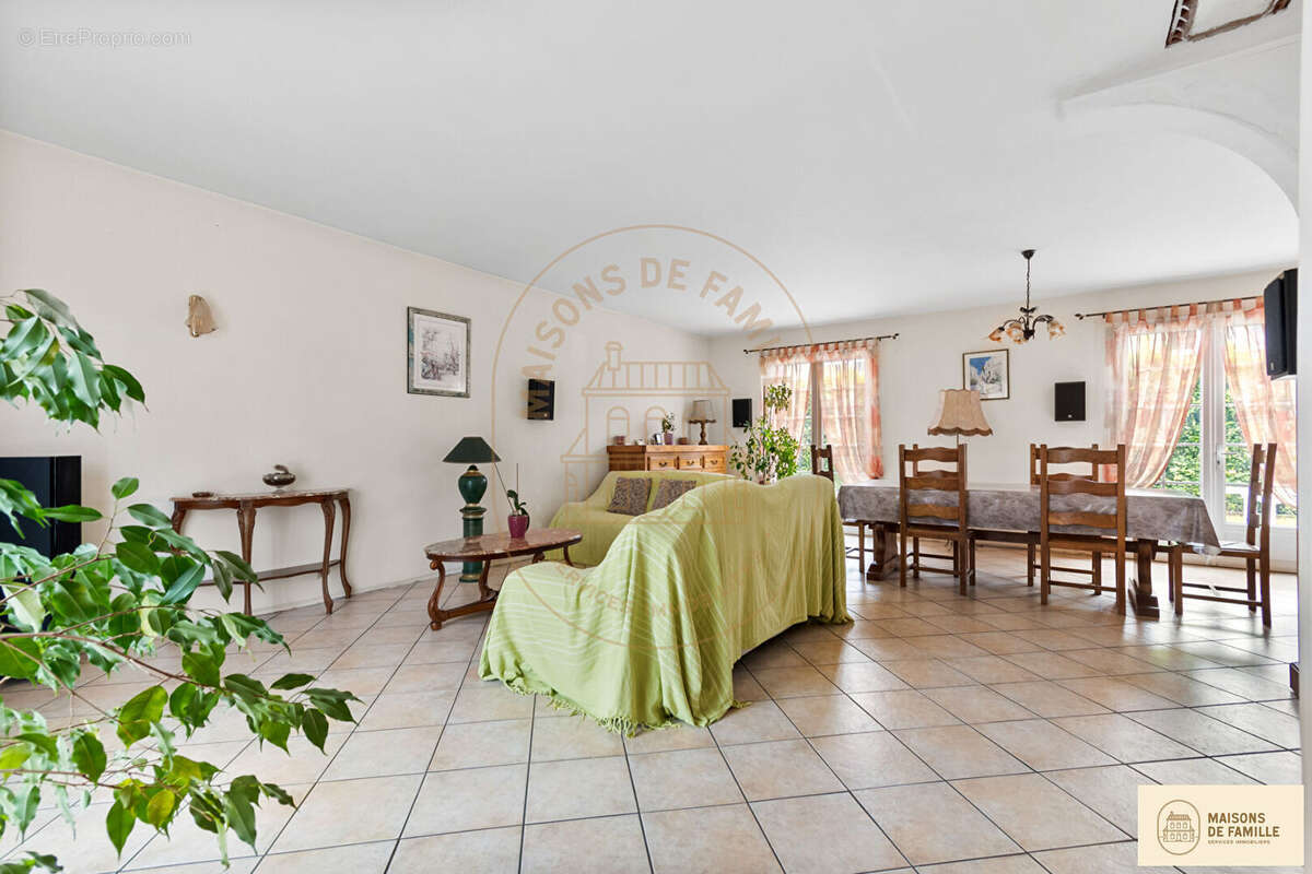 Maison à MONTESSON