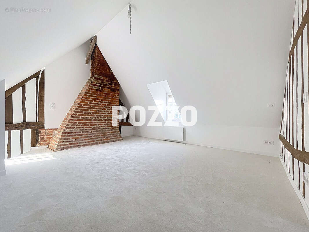 Maison à PONT-L&#039;EVEQUE