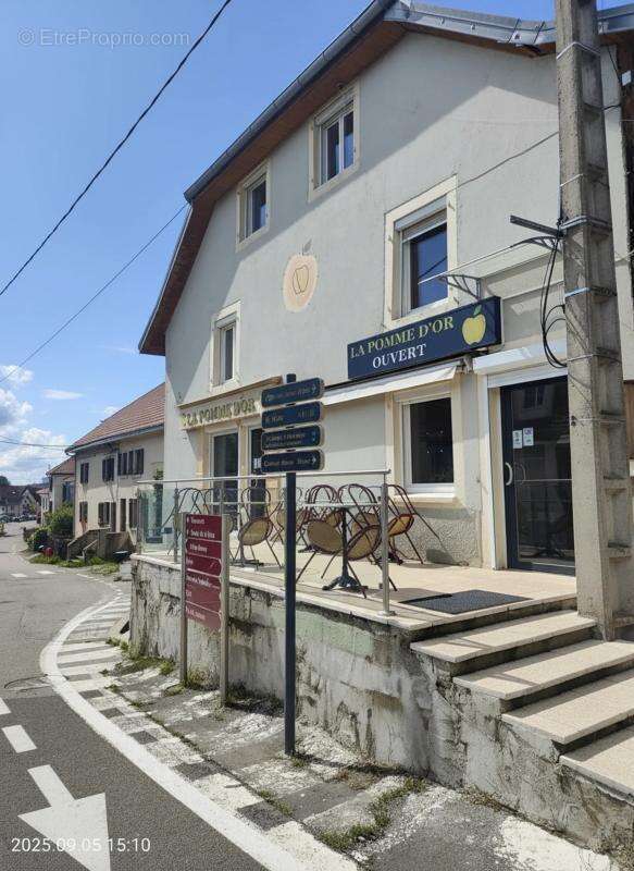 Maison à MONTECHEROUX