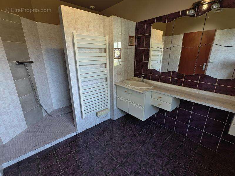 Maison à MOUSSEAUX-SUR-SEINE