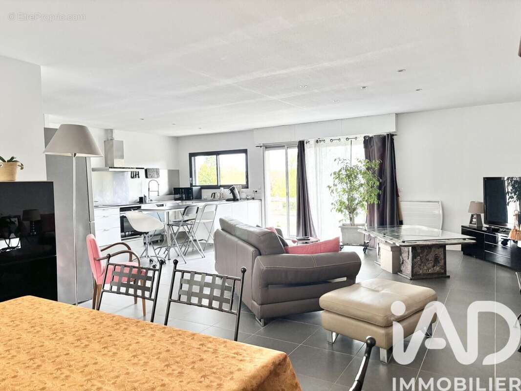 Photo 7 - Maison à SAINT-SULPICE-ET-CAMEYRAC