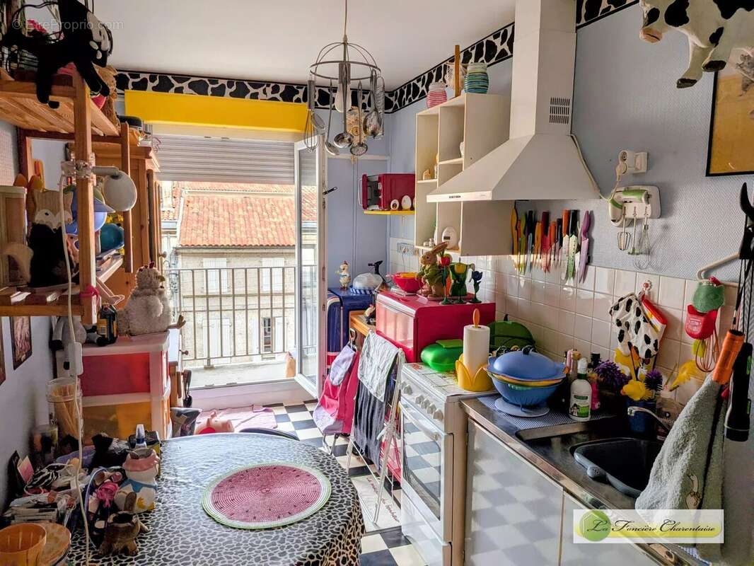 Appartement 52 m² à Angouleme  - photo 5