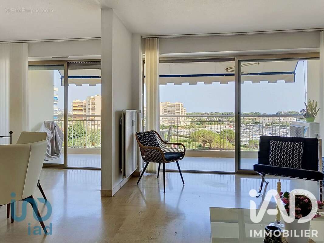 Photo 6 - Appartement à MANDELIEU-LA-NAPOULE