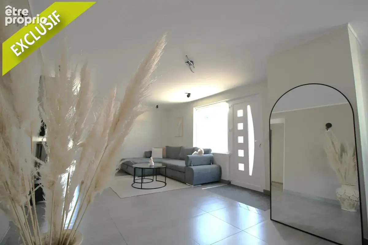Photo Appartement à Confrancon au prix de 219 000€