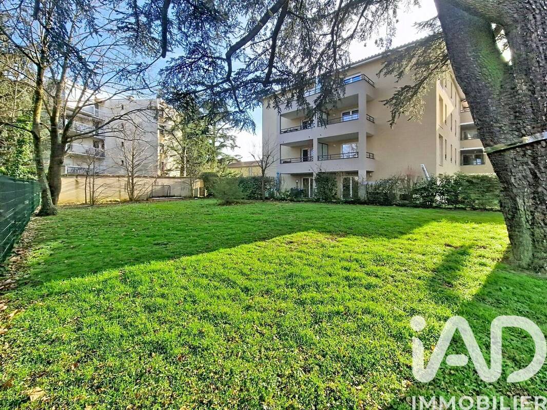 Photo 1 - Appartement à SAINT-PRIEST