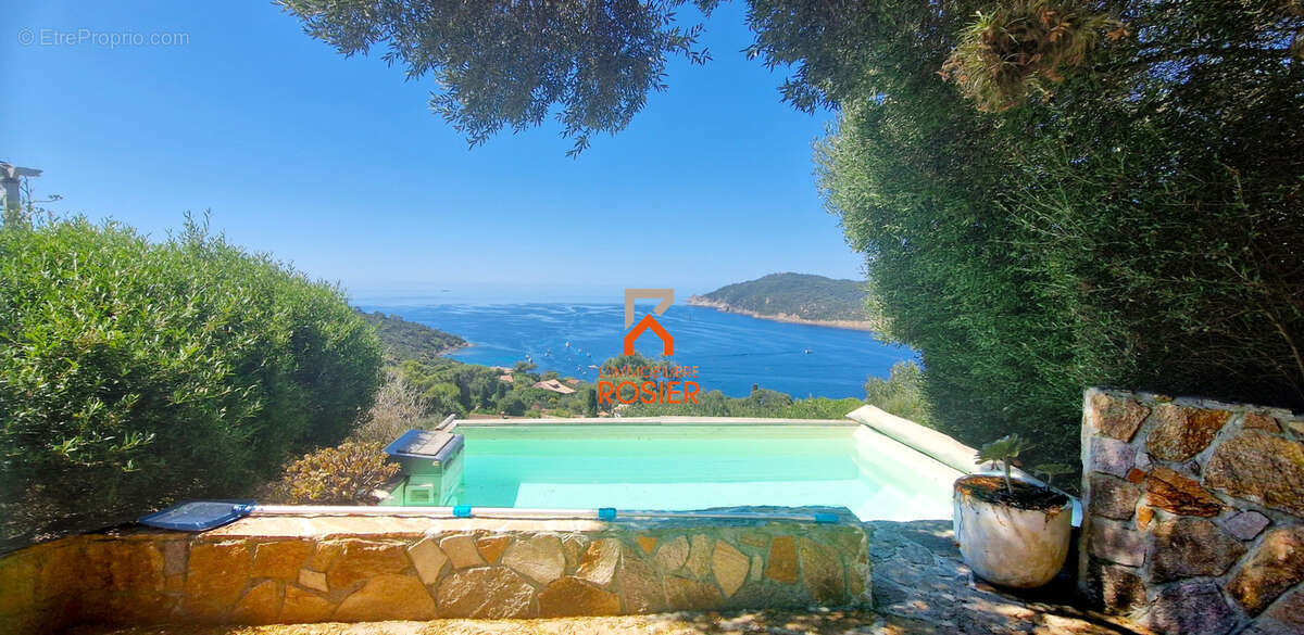 Maison à HYERES