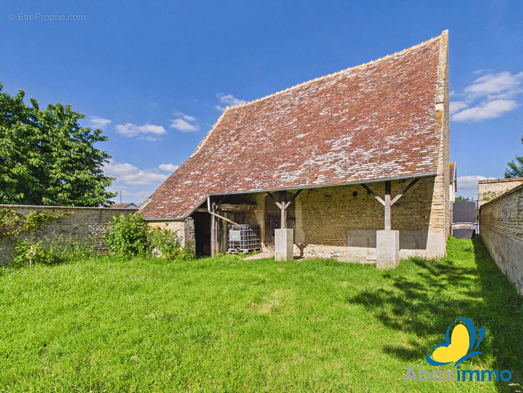 Maison à JORT