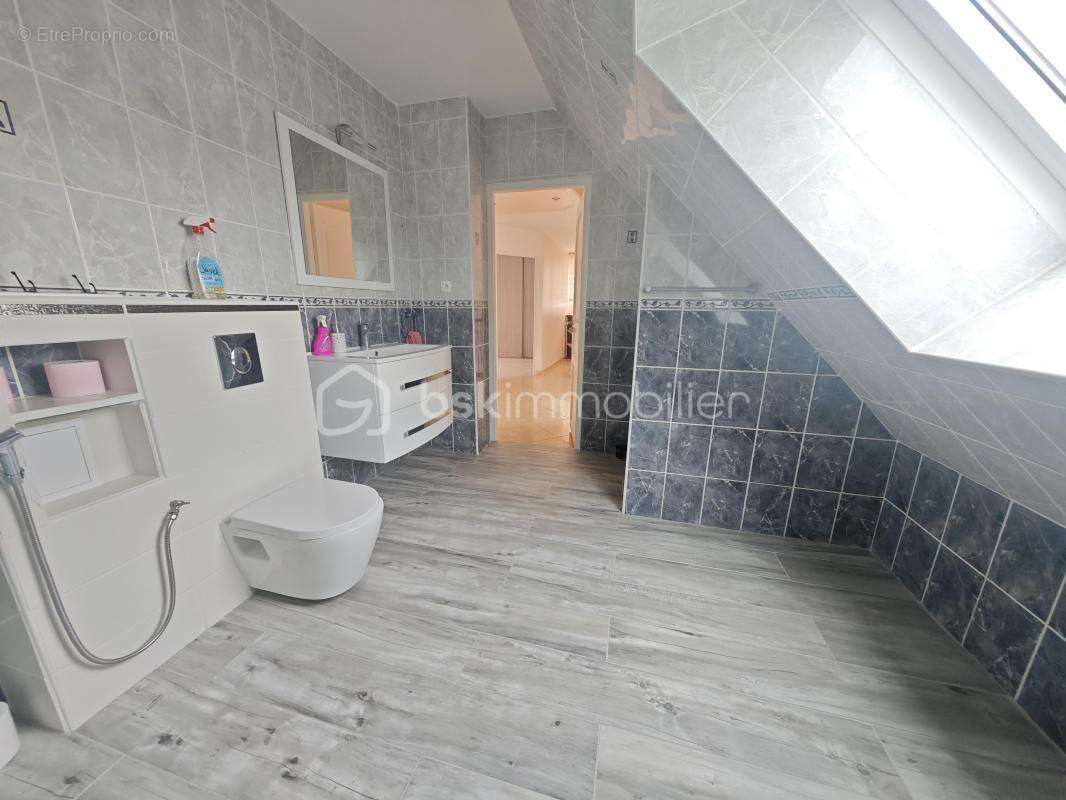 Maison à L&#039;AIGLE