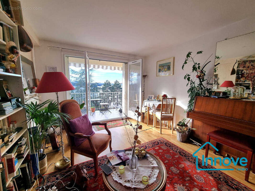 Appartement à VERSAILLES