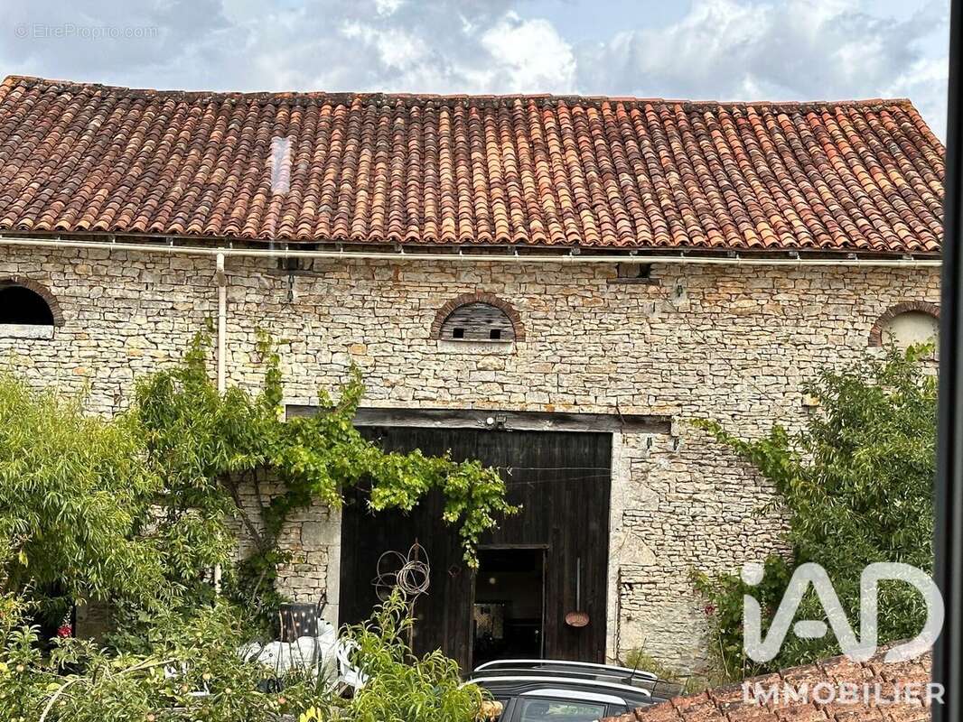 Maison 105 m² à Saint-Georges  - photo 3