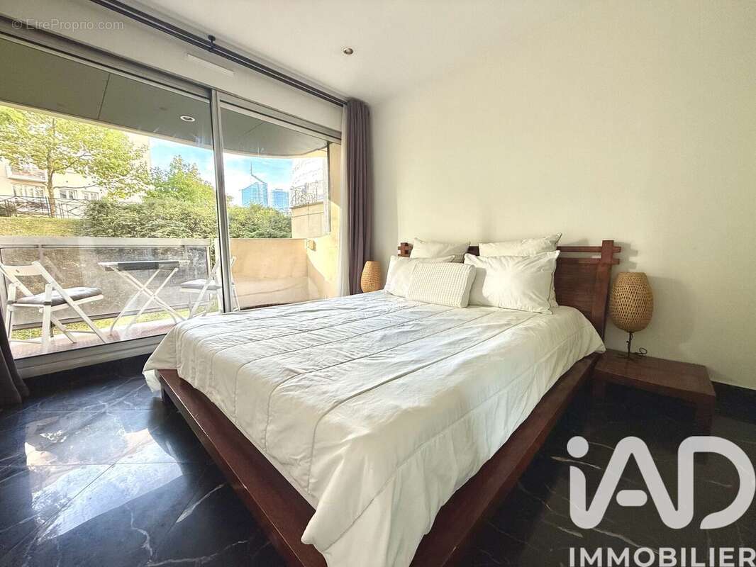 Photo 6 - Appartement à COURBEVOIE