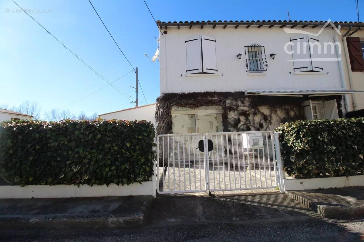 Maison à ESPERAZA