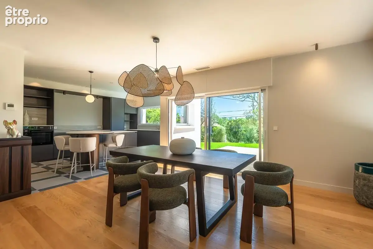 Maison 7 pièces 212 m² à vendre à Arbonne (64210) - photo 2