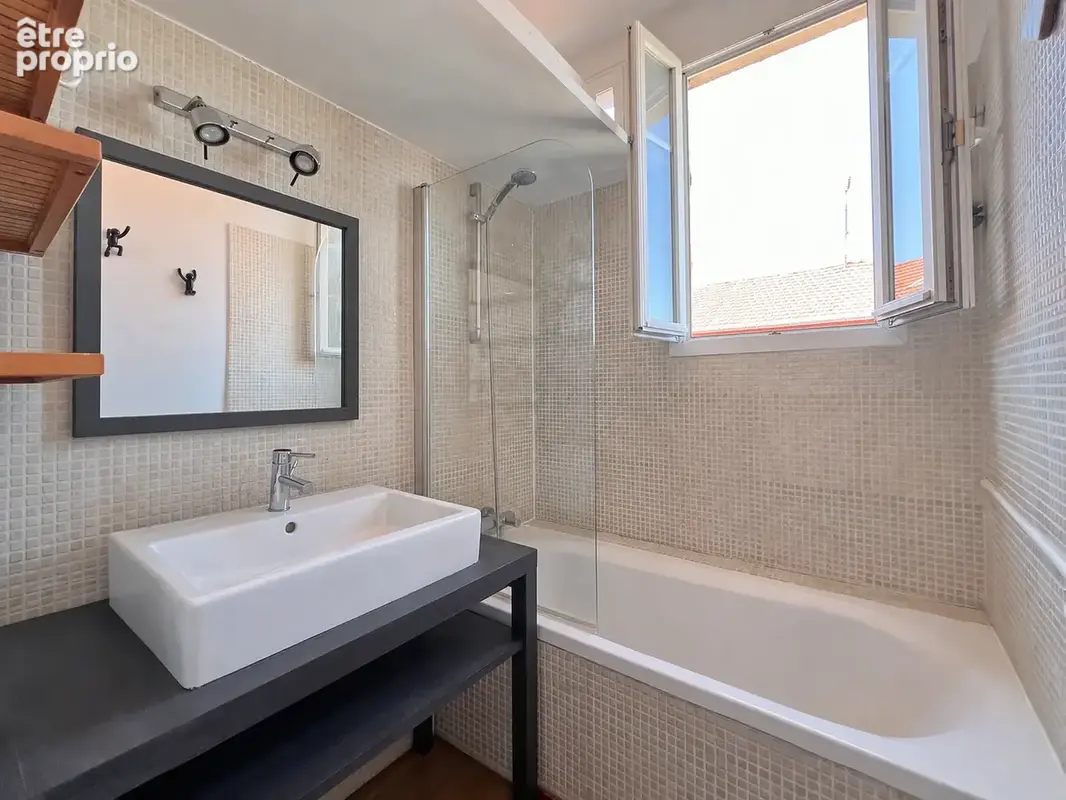 Duplex 3 pièces de 54,67 m2 carrez et 78,52 m2 au sol, quartier Bécon - photo 5