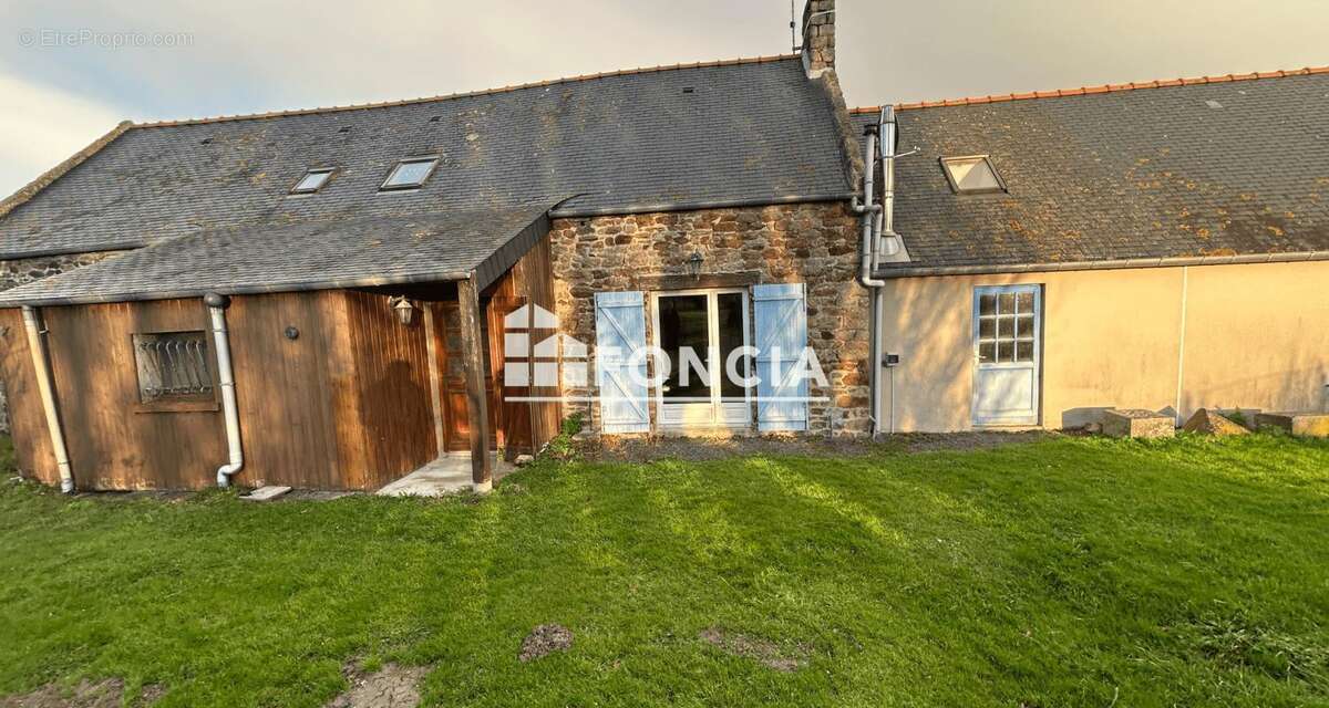 Maison à ROZ-SUR-COUESNON