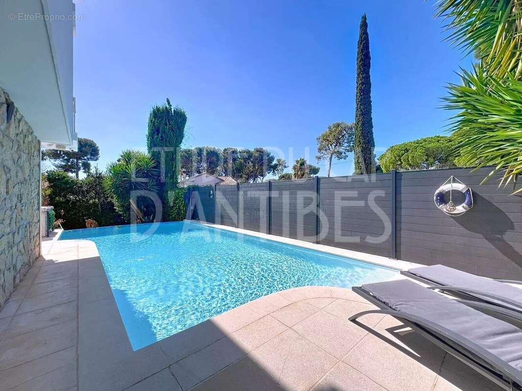 Maison à ANTIBES