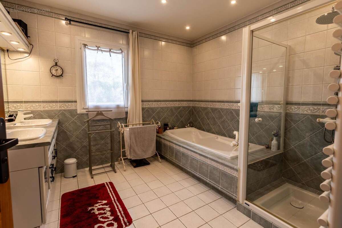 Photo 8 - Maison à MOUTHIERS-SUR-BOEME