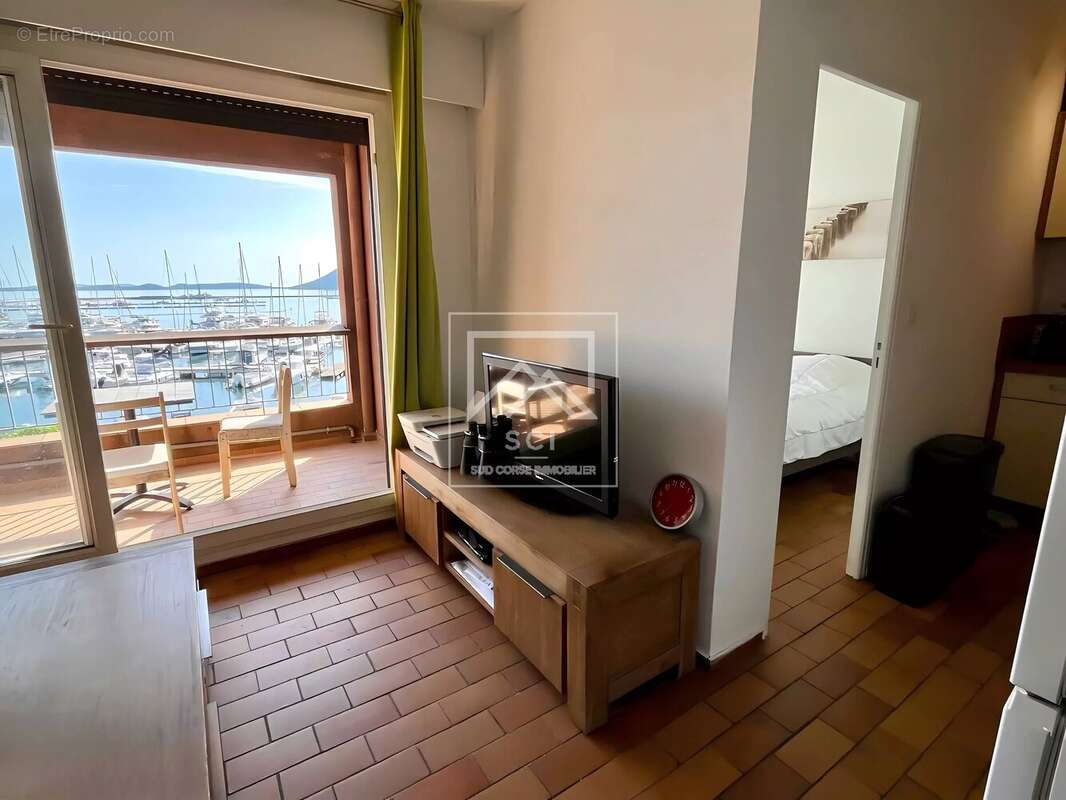 Appartement 1 chambre sur le port de Porto-Vecchio - photo 9