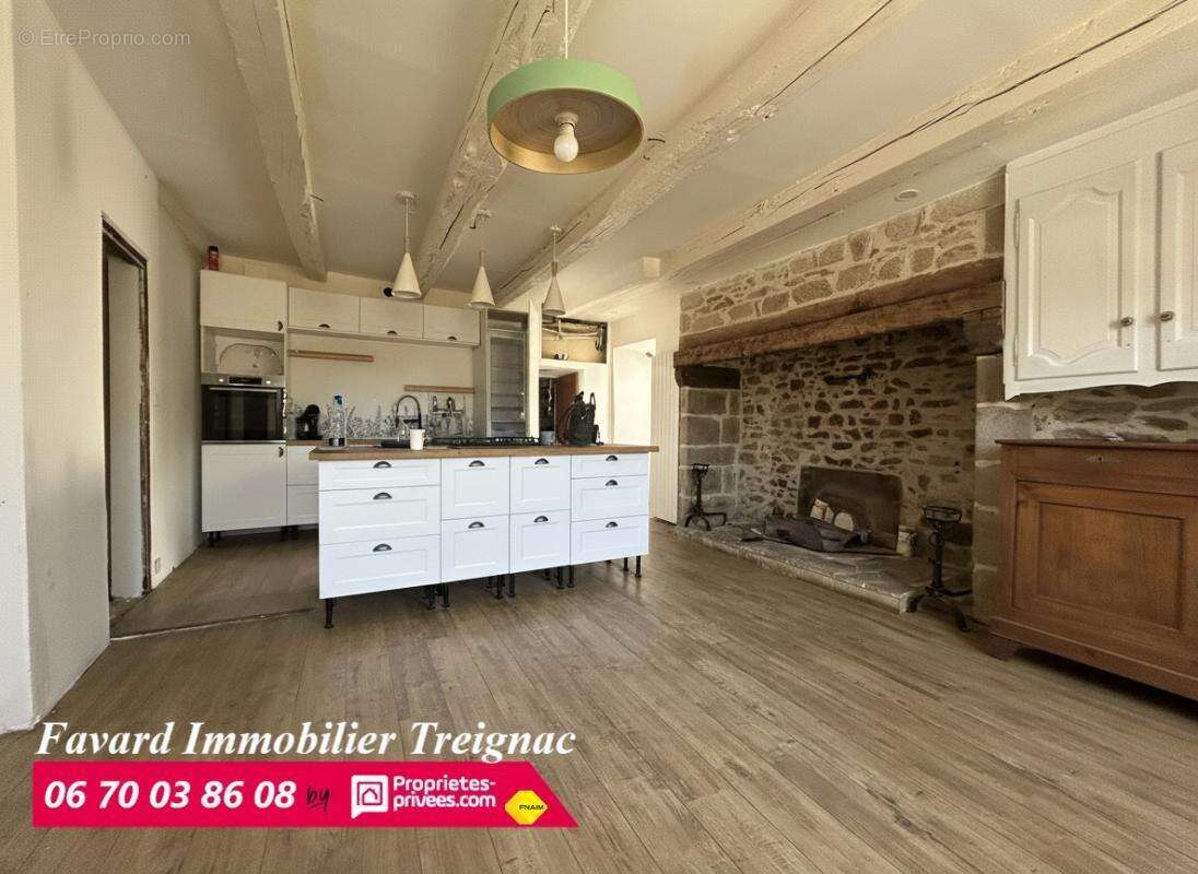 Maison à CHAMBERET