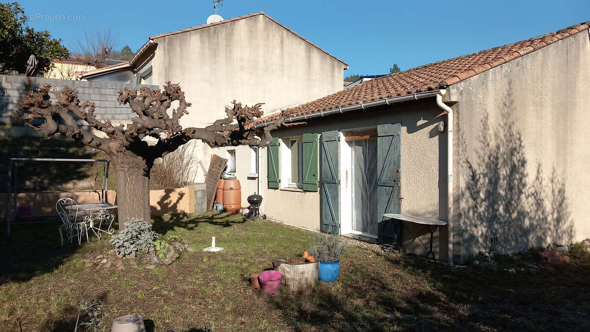Maison à LE POUJOL-SUR-ORB