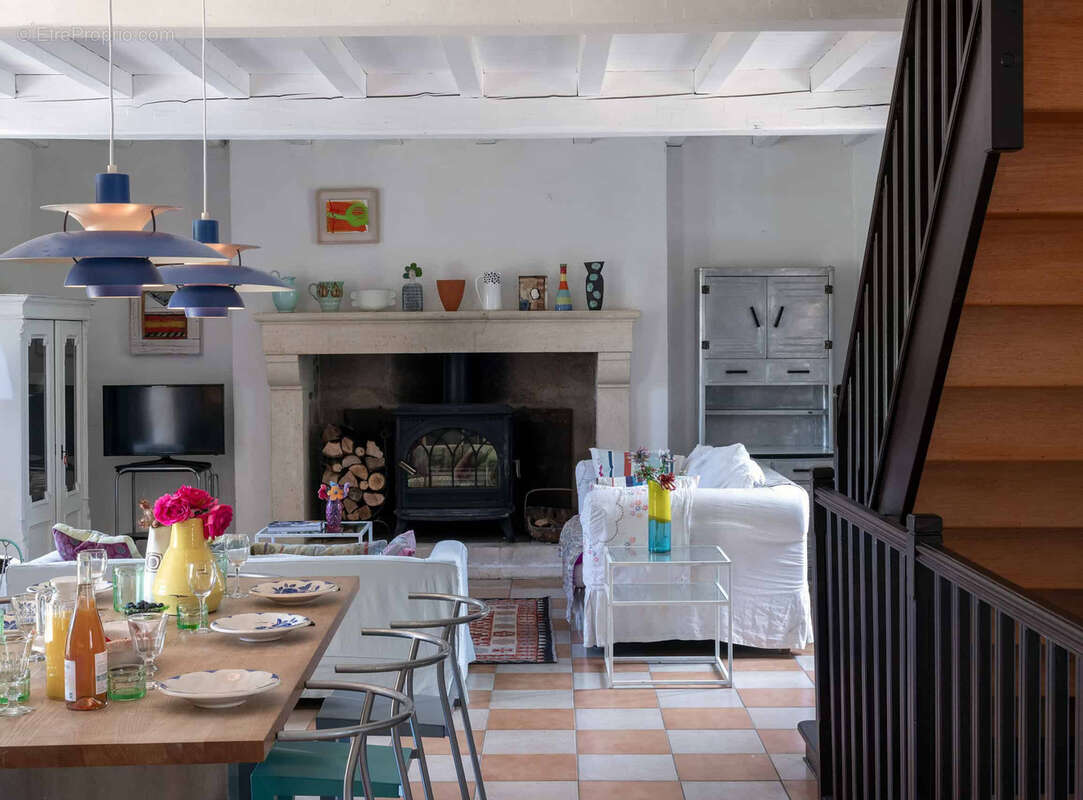 Maison à MAUROUX