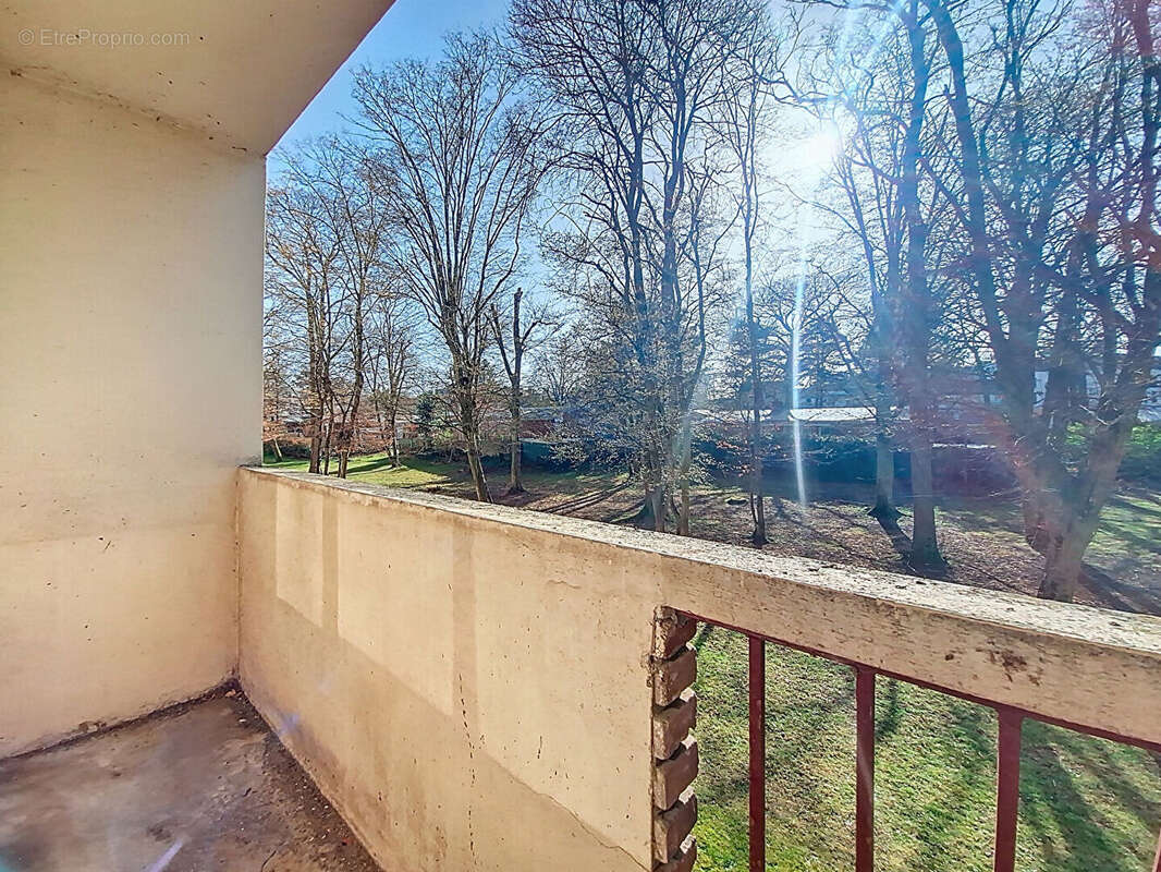 Appartement à VERNEUIL-SUR-SEINE