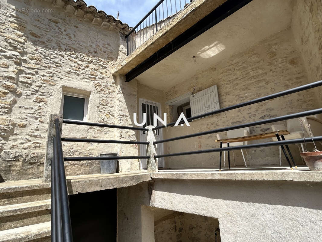Belle maison de village rénovée avec terrasses - photo 2